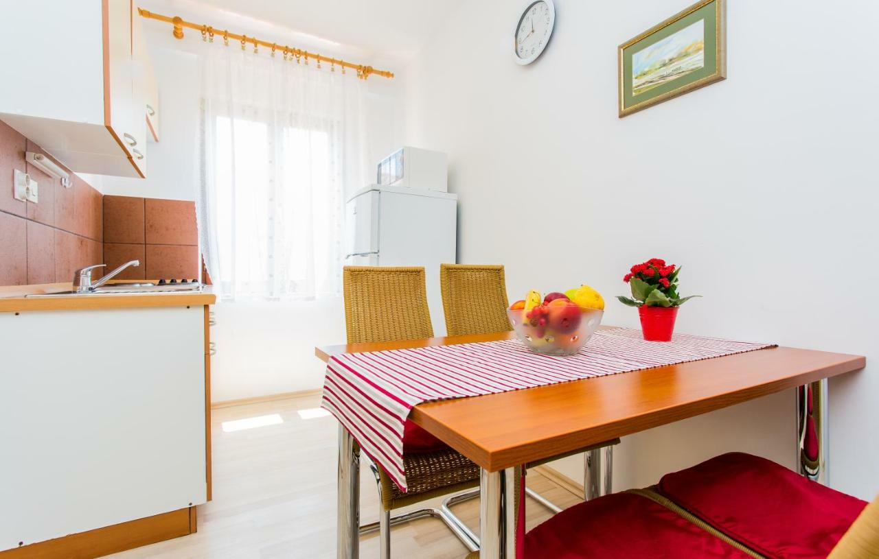 Apartmani Tamara Baska Eksteriør billede